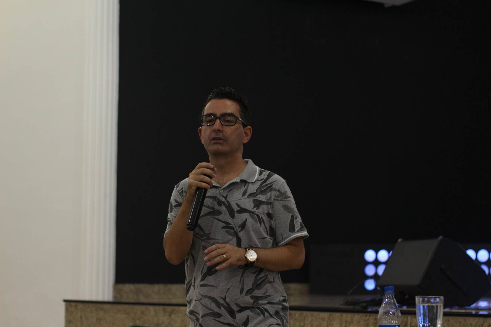 Rev. Marcelo Lemos